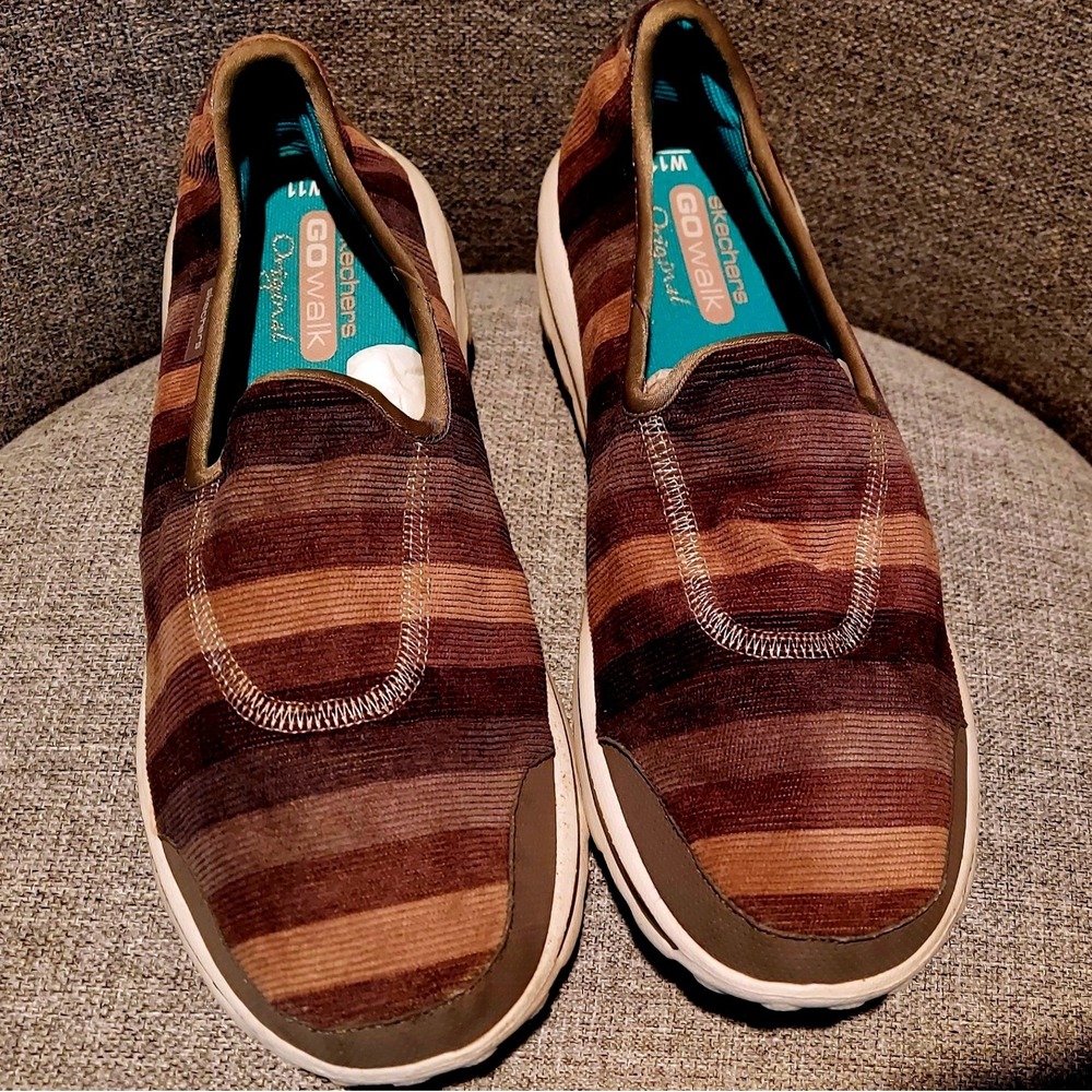 Skechers GOwalk Original Brown Striped Corduroy Slip On Walking Shoes Womens 11W